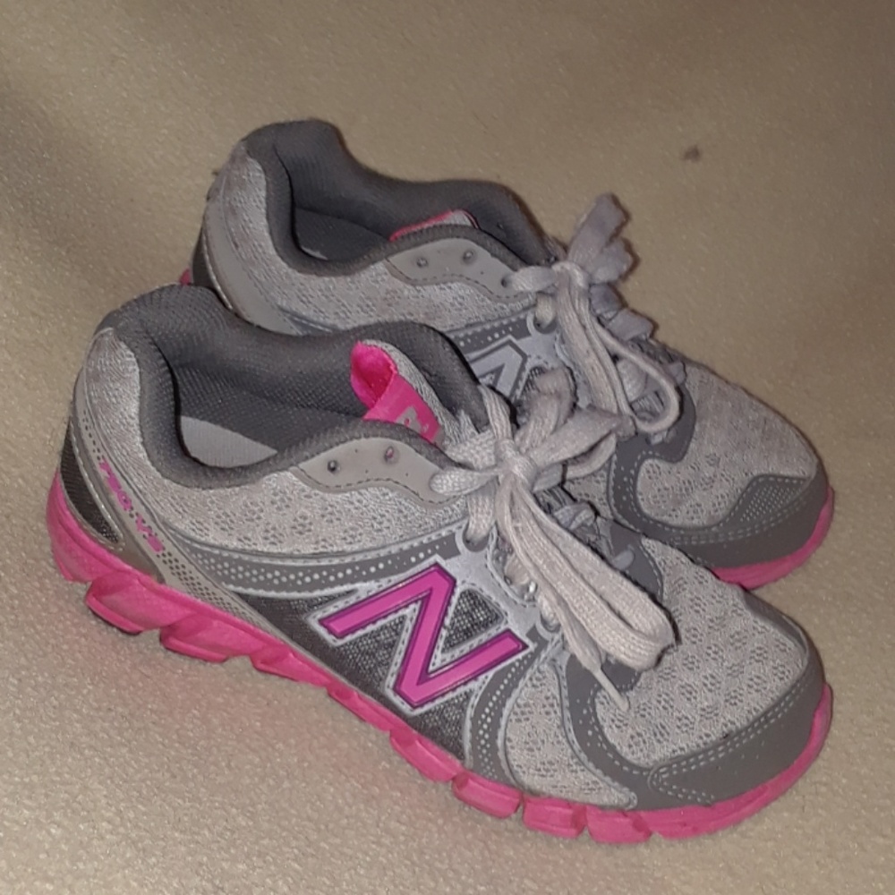 Girls New Balance Shoes Size 1